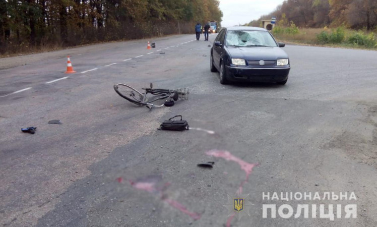 За життя велосипедиста зараз борються лікарі